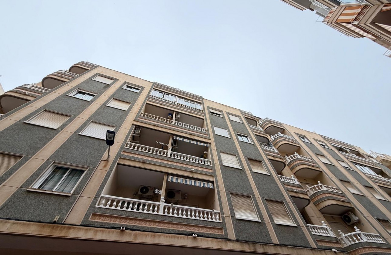 Reventa - Apartamento / piso - Torrevieja - Estacion de autobuses