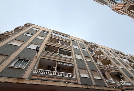 Reventa - Apartamento / piso - Torrevieja - Estacion de autobuses
