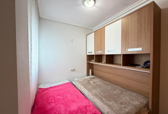 Resale - Apartment / flat - Torrevieja - Playa del Cura