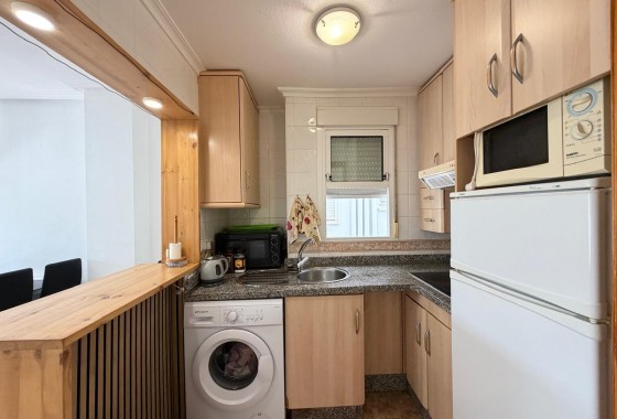 Resale - Apartment / flat - Torrevieja - Playa del Cura