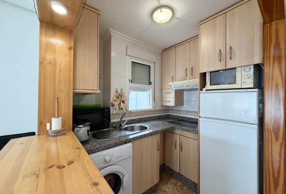 Resale - Apartment / flat - Torrevieja - Playa del Cura