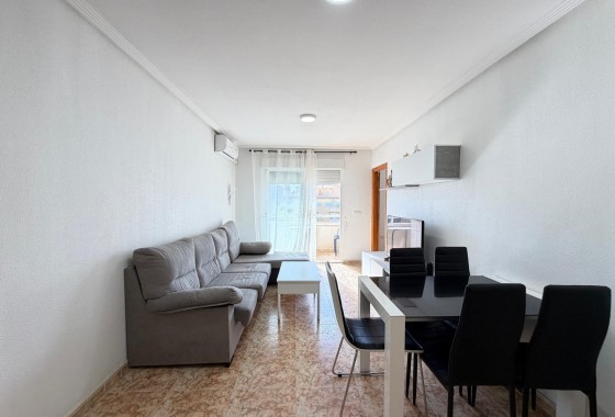 Resale - Apartment / flat - Torrevieja - Playa del Cura