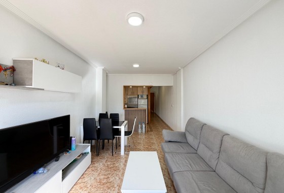 Resale - Apartment / flat - Torrevieja - Playa del Cura