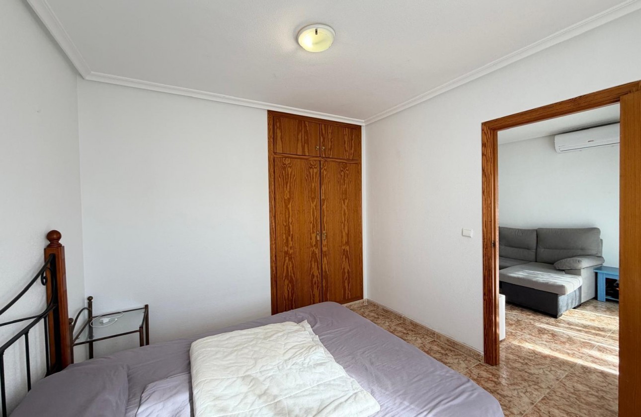 Resale - Apartment / flat - Torrevieja - Playa del Cura