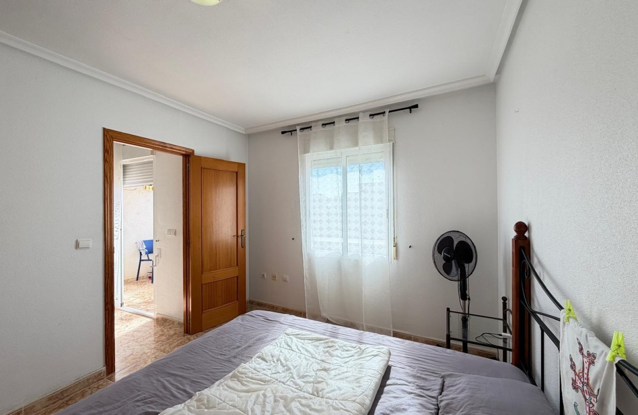 Resale - Apartment / flat - Torrevieja - Playa del Cura