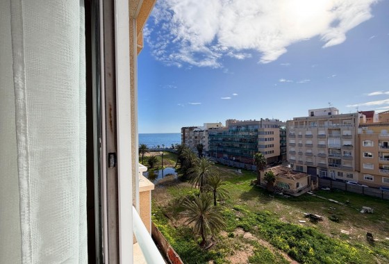 Resale - Apartment / flat - Torrevieja - Playa del Cura