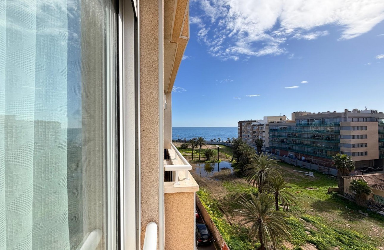 Resale - Apartment / flat - Torrevieja - Playa del Cura