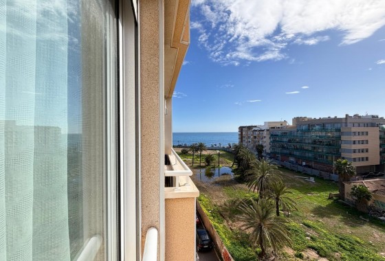 Resale - Apartment / flat - Torrevieja - Playa del Cura