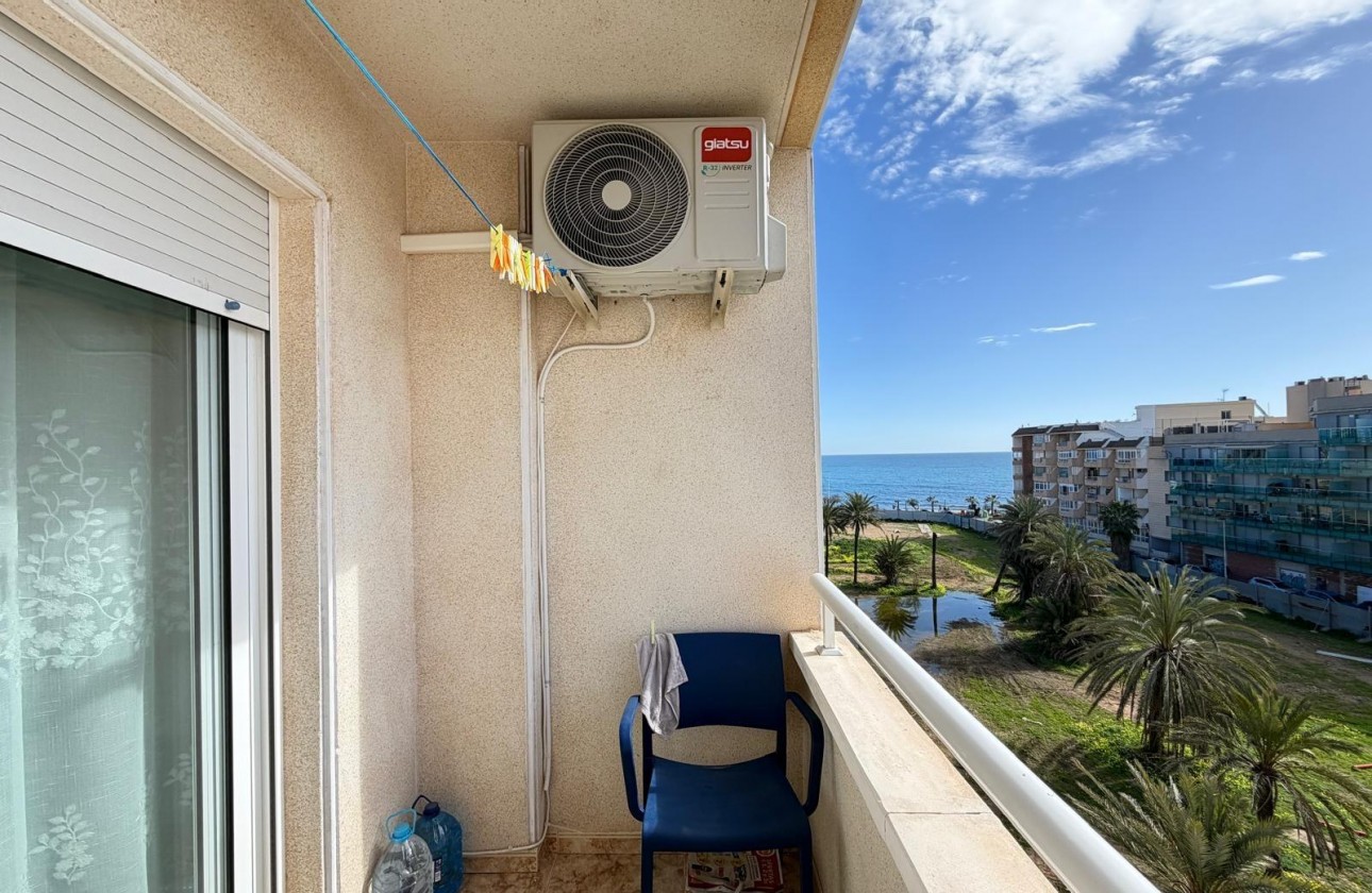 Resale - Apartment / flat - Torrevieja - Playa del Cura