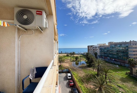 Resale - Apartment / flat - Torrevieja - Playa del Cura