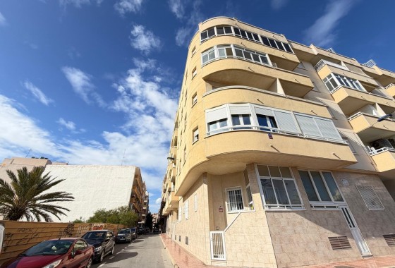 Resale - Apartment / flat - Torrevieja - Playa del Cura