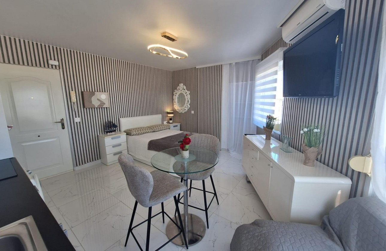 Resale - Apartment / flat - Torrevieja - Torrejón