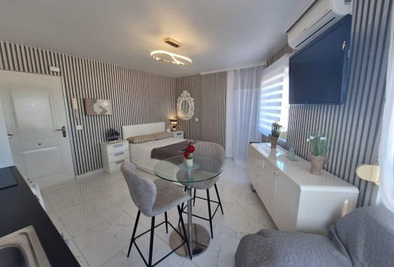 Resale - Apartment / flat - Torrevieja - Torrejón