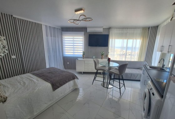 Resale - Apartment / flat - Torrevieja - Torrejón