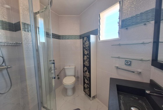 Resale - Apartment / flat - Torrevieja - Torrejón