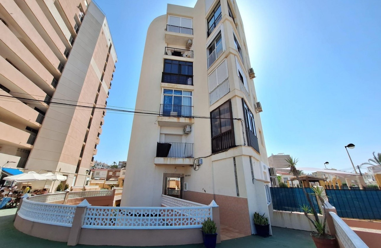 Resale - Apartment / flat - Torrevieja - Torrejón