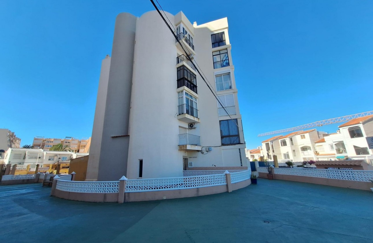 Resale - Apartment / flat - Torrevieja - Torrejón