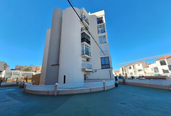Resale - Apartment / flat - Torrevieja - Torrejón