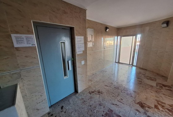 Resale - Apartment / flat - Torrevieja - Torrejón