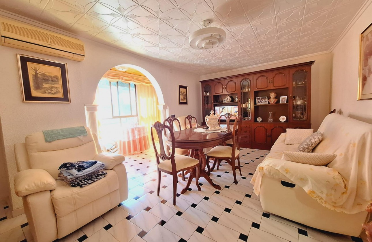 Reventa - Apartamento / piso - Torrevieja - Acequion