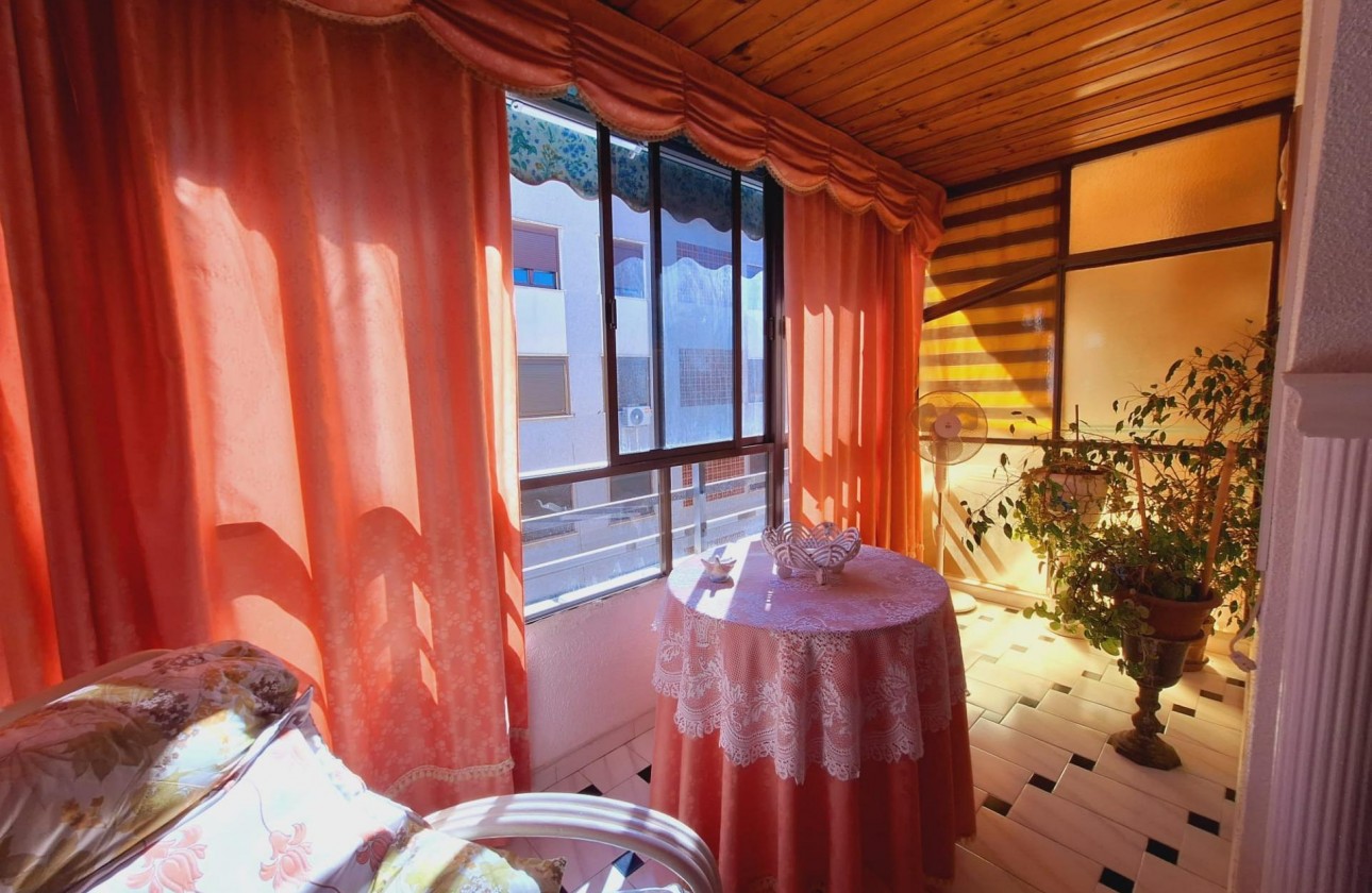 Reventa - Apartamento / piso - Torrevieja - Acequion