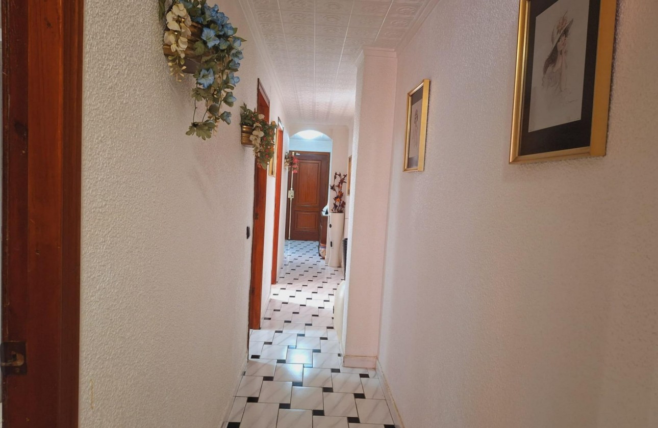 Reventa - Apartamento / piso - Torrevieja - Acequion