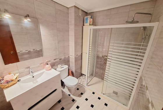Reventa - Apartamento / piso - Torrevieja - Acequion