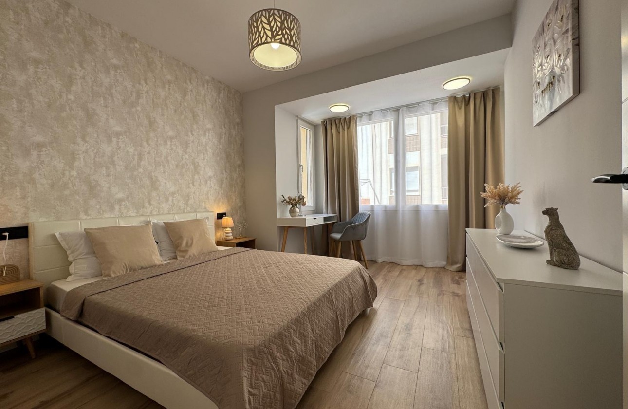 Reventa - Apartamento / piso - Torrevieja - Playa del Cura