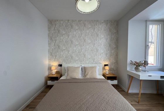 Reventa - Apartamento / piso - Torrevieja - Playa del Cura