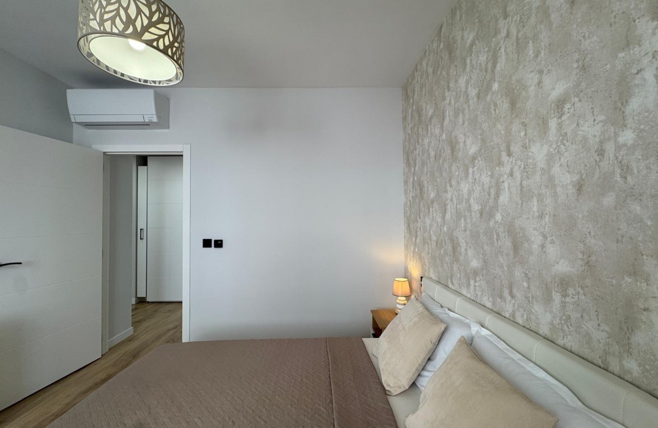 Reventa - Apartamento / piso - Torrevieja - Playa del Cura