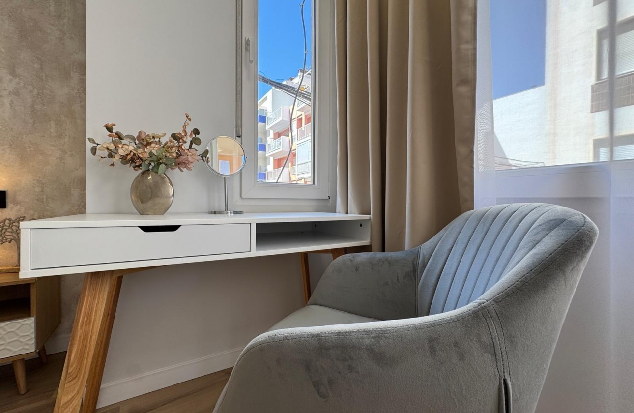 Reventa - Apartamento / piso - Torrevieja - Playa del Cura