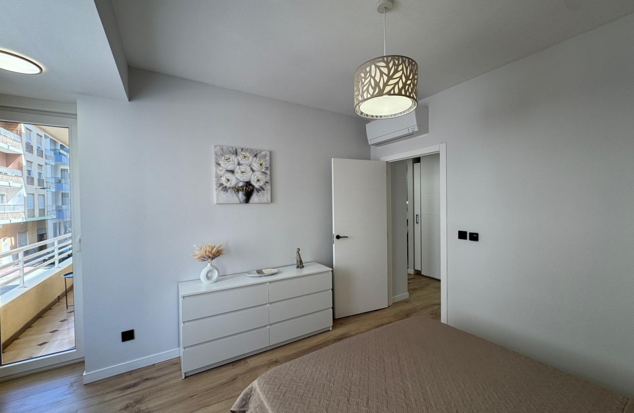 Reventa - Apartamento / piso - Torrevieja - Playa del Cura