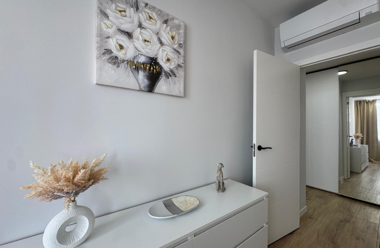 Reventa - Apartamento / piso - Torrevieja - Playa del Cura