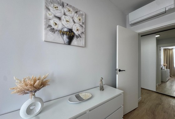 Reventa - Apartamento / piso - Torrevieja - Playa del Cura