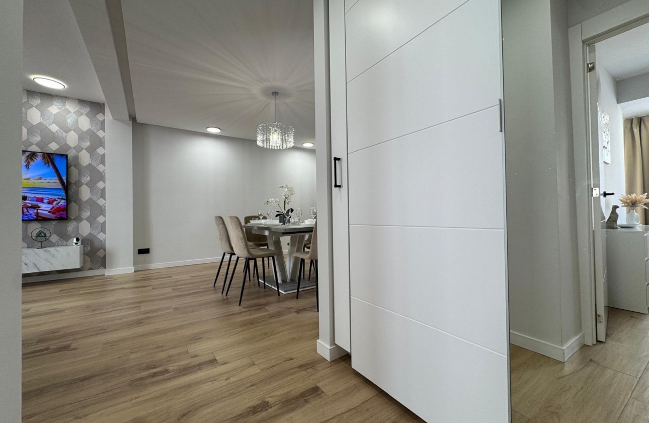 Reventa - Apartamento / piso - Torrevieja - Playa del Cura