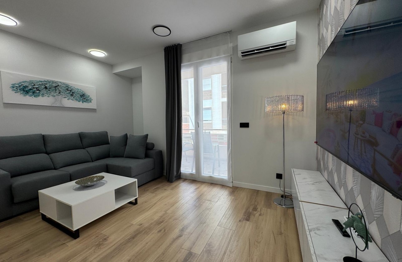 Reventa - Apartamento / piso - Torrevieja - Playa del Cura