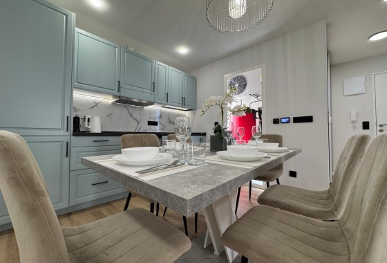 Reventa - Apartamento / piso - Torrevieja - Playa del Cura