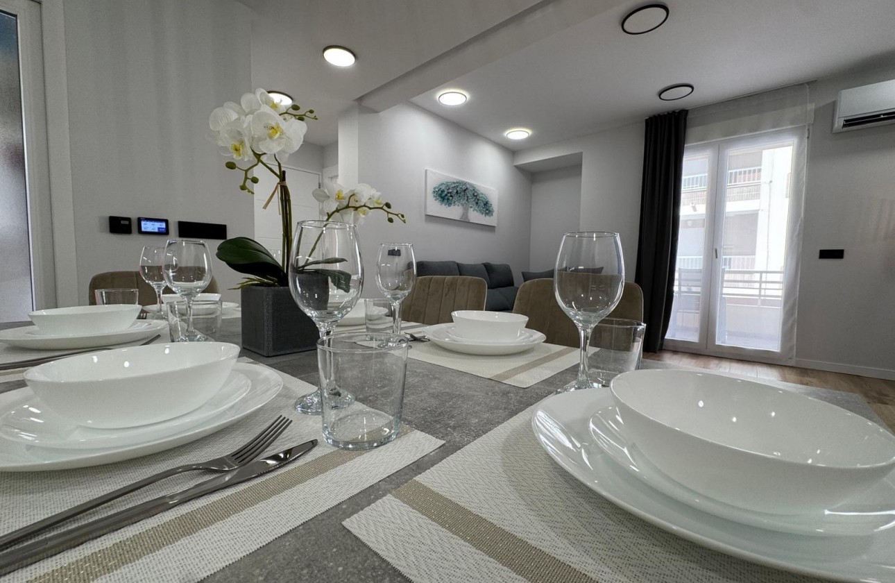 Reventa - Apartamento / piso - Torrevieja - Playa del Cura