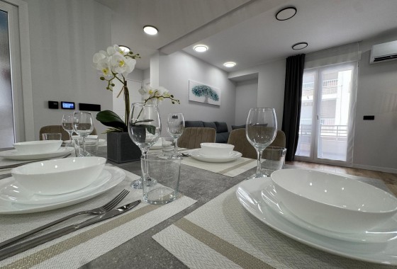 Reventa - Apartamento / piso - Torrevieja - Playa del Cura