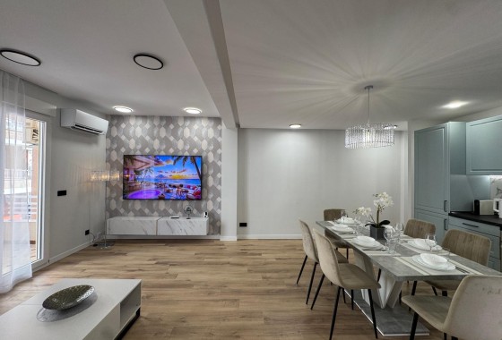 Reventa - Apartamento / piso - Torrevieja - Playa del Cura