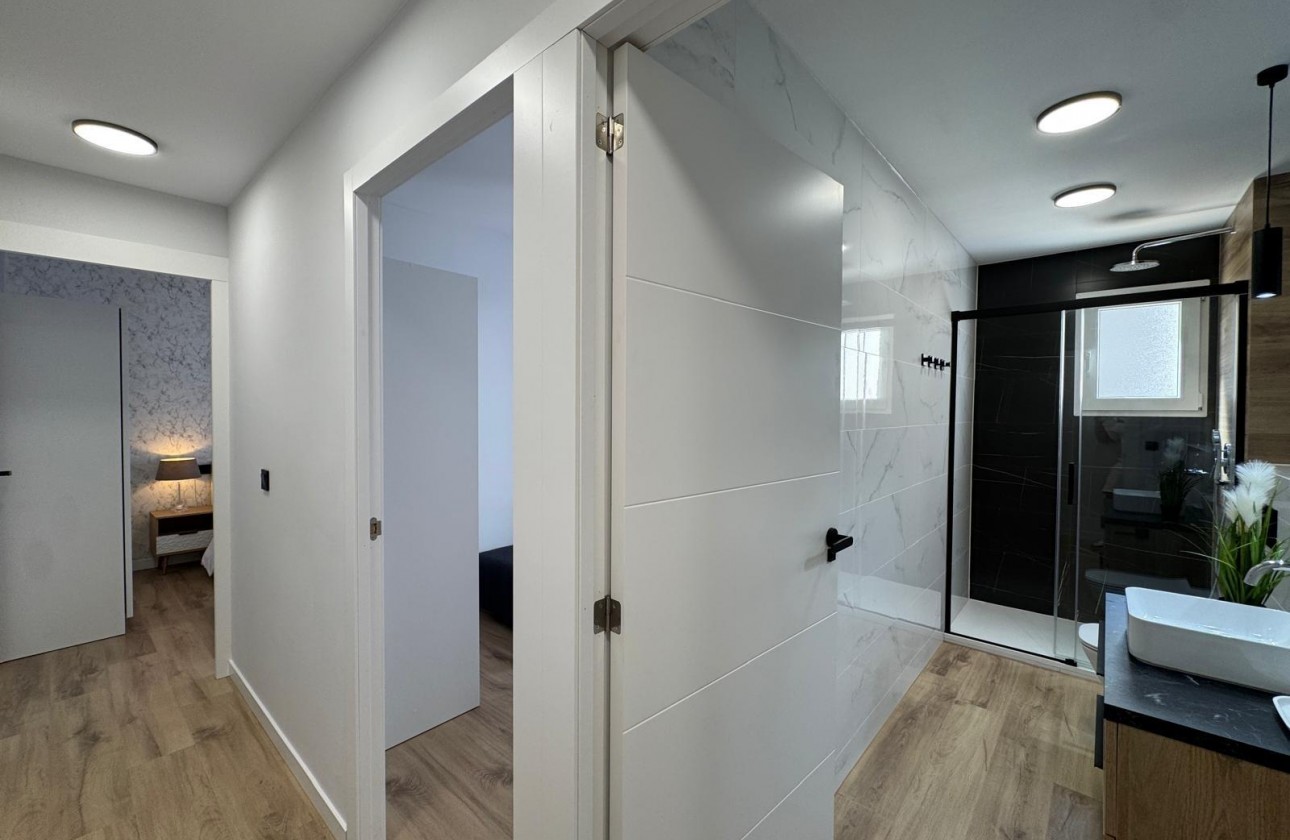 Reventa - Apartamento / piso - Torrevieja - Playa del Cura