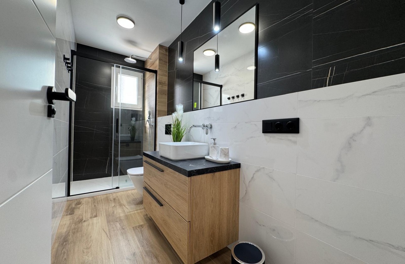 Reventa - Apartamento / piso - Torrevieja - Playa del Cura
