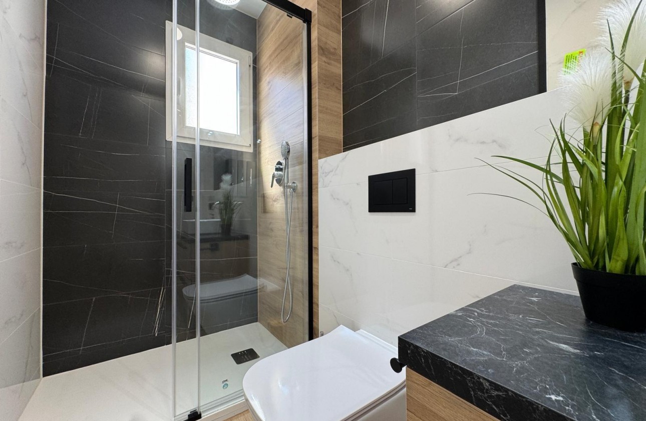Reventa - Apartamento / piso - Torrevieja - Playa del Cura