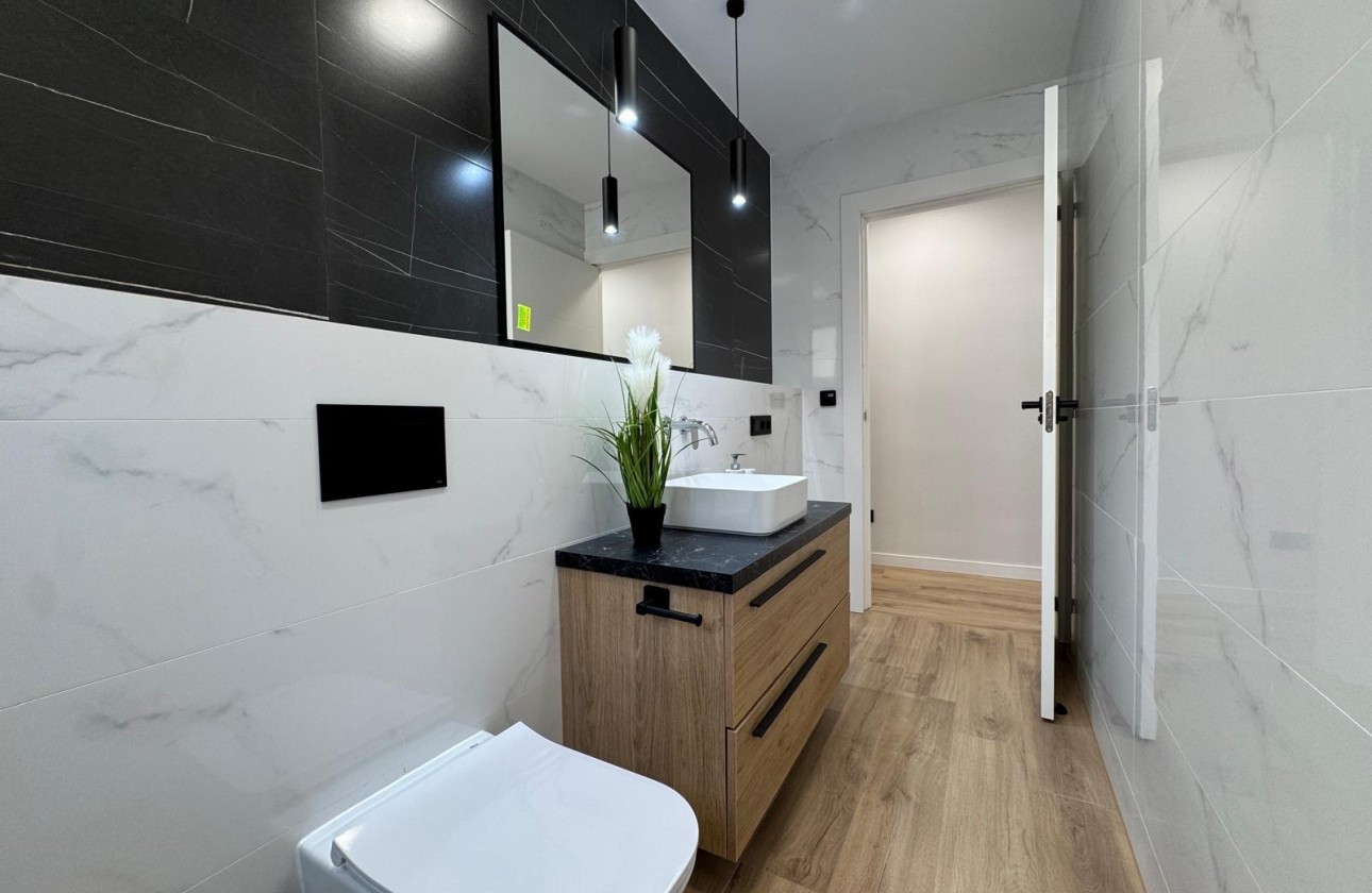 Reventa - Apartamento / piso - Torrevieja - Playa del Cura