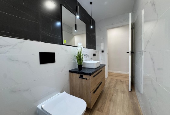 Reventa - Apartamento / piso - Torrevieja - Playa del Cura