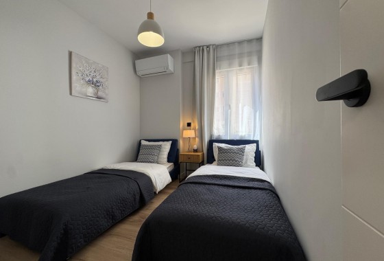 Reventa - Apartamento / piso - Torrevieja - Playa del Cura