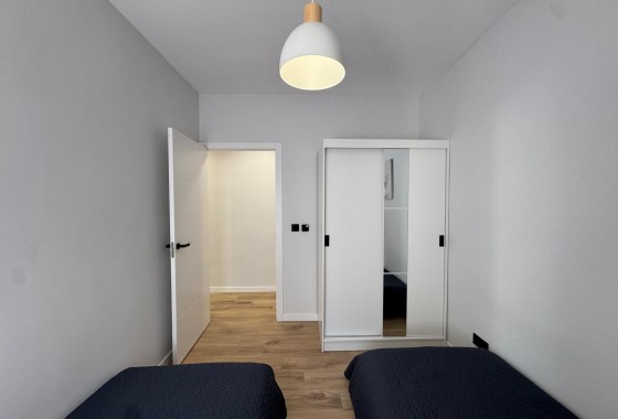 Reventa - Apartamento / piso - Torrevieja - Playa del Cura