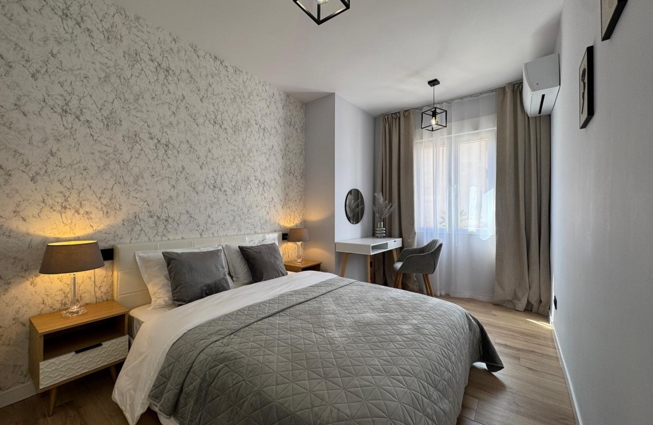 Reventa - Apartamento / piso - Torrevieja - Playa del Cura