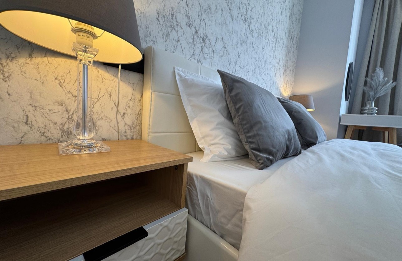 Reventa - Apartamento / piso - Torrevieja - Playa del Cura
