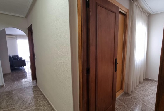 Resale - Apartment / flat - Torrevieja - Acequion